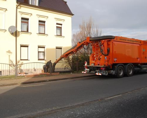 Referenz Altbausanierung - TUR Saugbaggerdienst GmbH Referenz Altbausanierung - TUR Saugbaggerdienst GmbH
