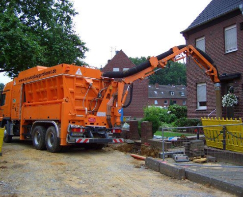 Referenz Innerstädtischer Tiefbau - TUR Saugbaggerdienst GmbH Referenz Innerstädtischer Tiefbau - TUR Saugbaggerdienst GmbH